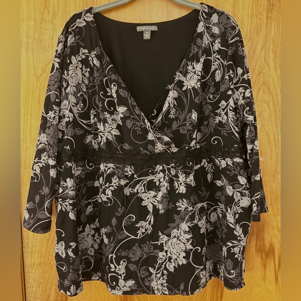 Apt. 9 floral mesh quarter sleeve top